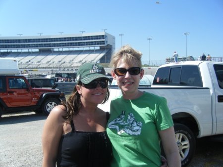 019-NASCAR2009-20.jpg.medium.jpeg